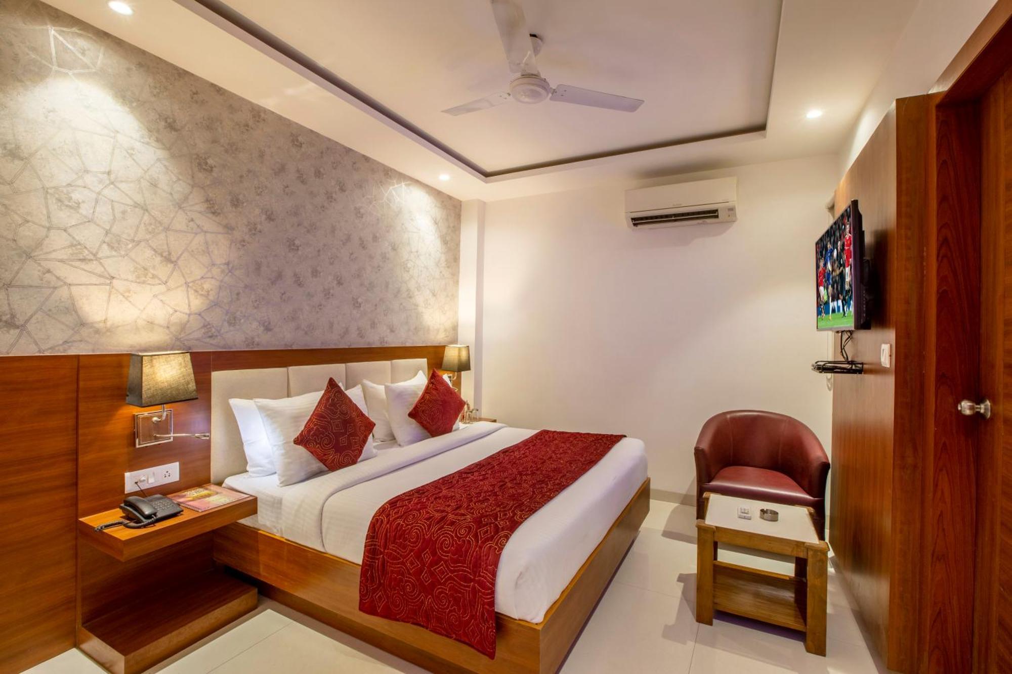 Hotel Arch Suites - Near Aerocity Nové Dillí Exteriér fotografie