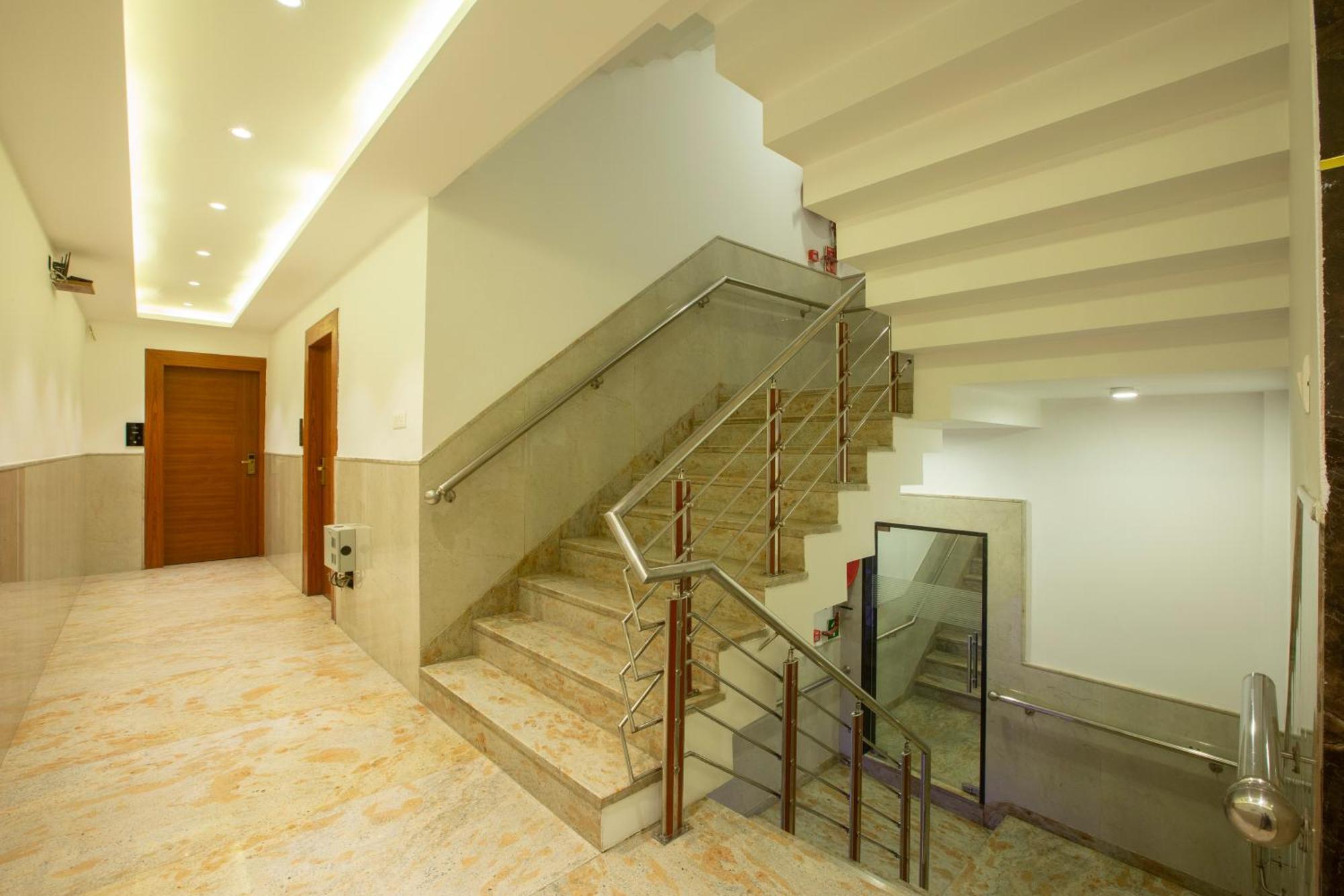 Hotel Arch Suites - Near Aerocity Nové Dillí Exteriér fotografie