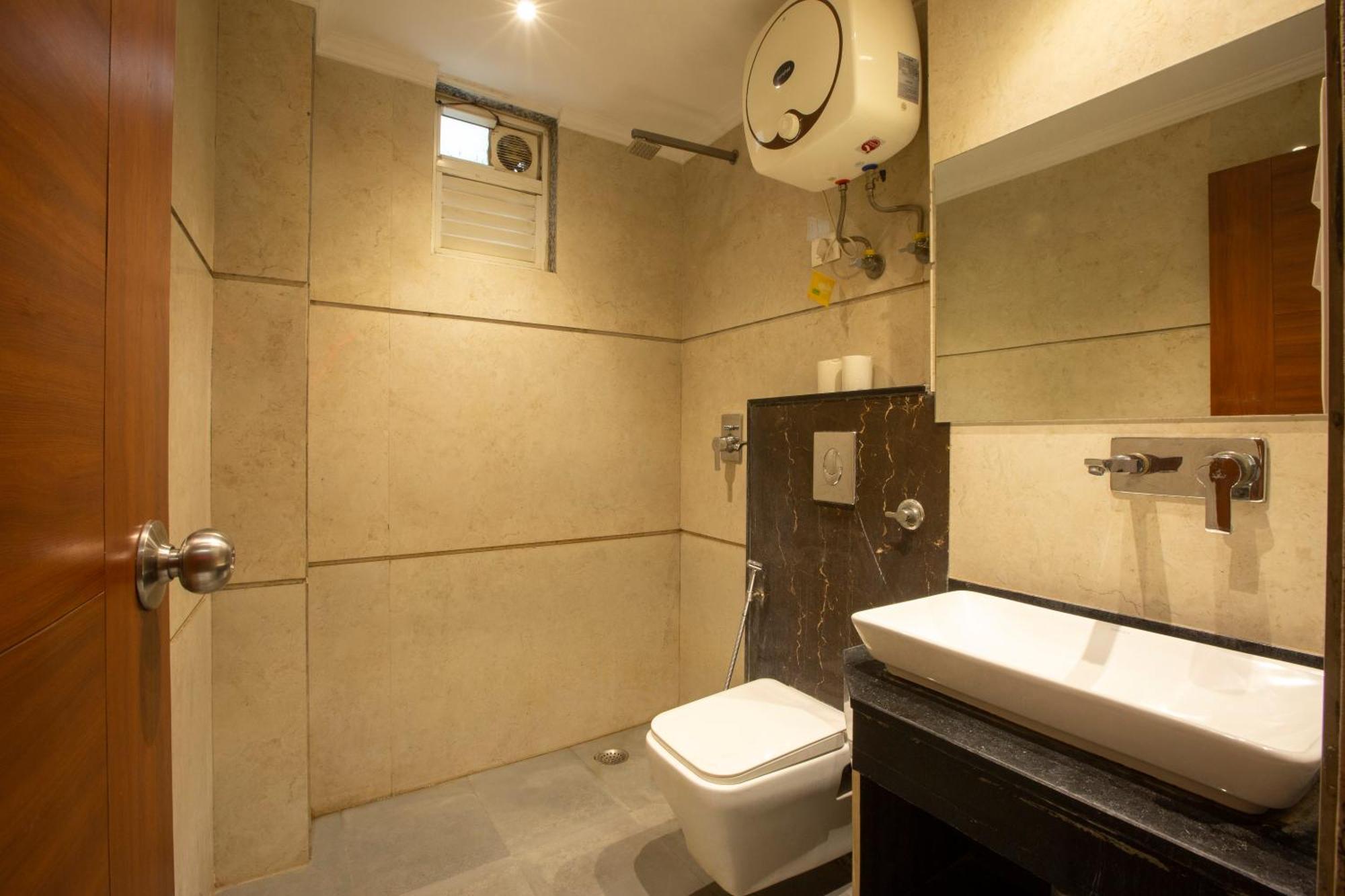 Hotel Arch Suites - Near Aerocity Nové Dillí Exteriér fotografie