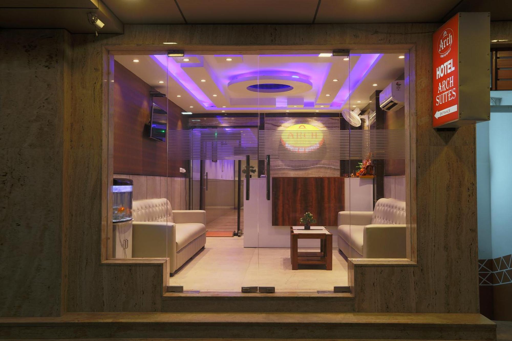 Hotel Arch Suites - Near Aerocity Nové Dillí Exteriér fotografie